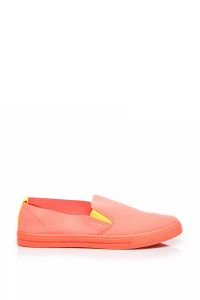 LEKKIE TRAMPKI SLIP ON