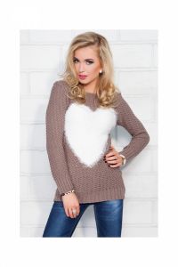 Sweter z sercem F158 cappuccino